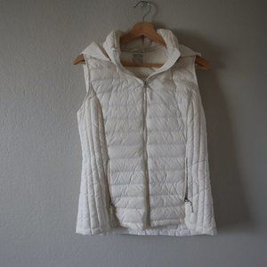 Packable Cream/White Puffer Vest